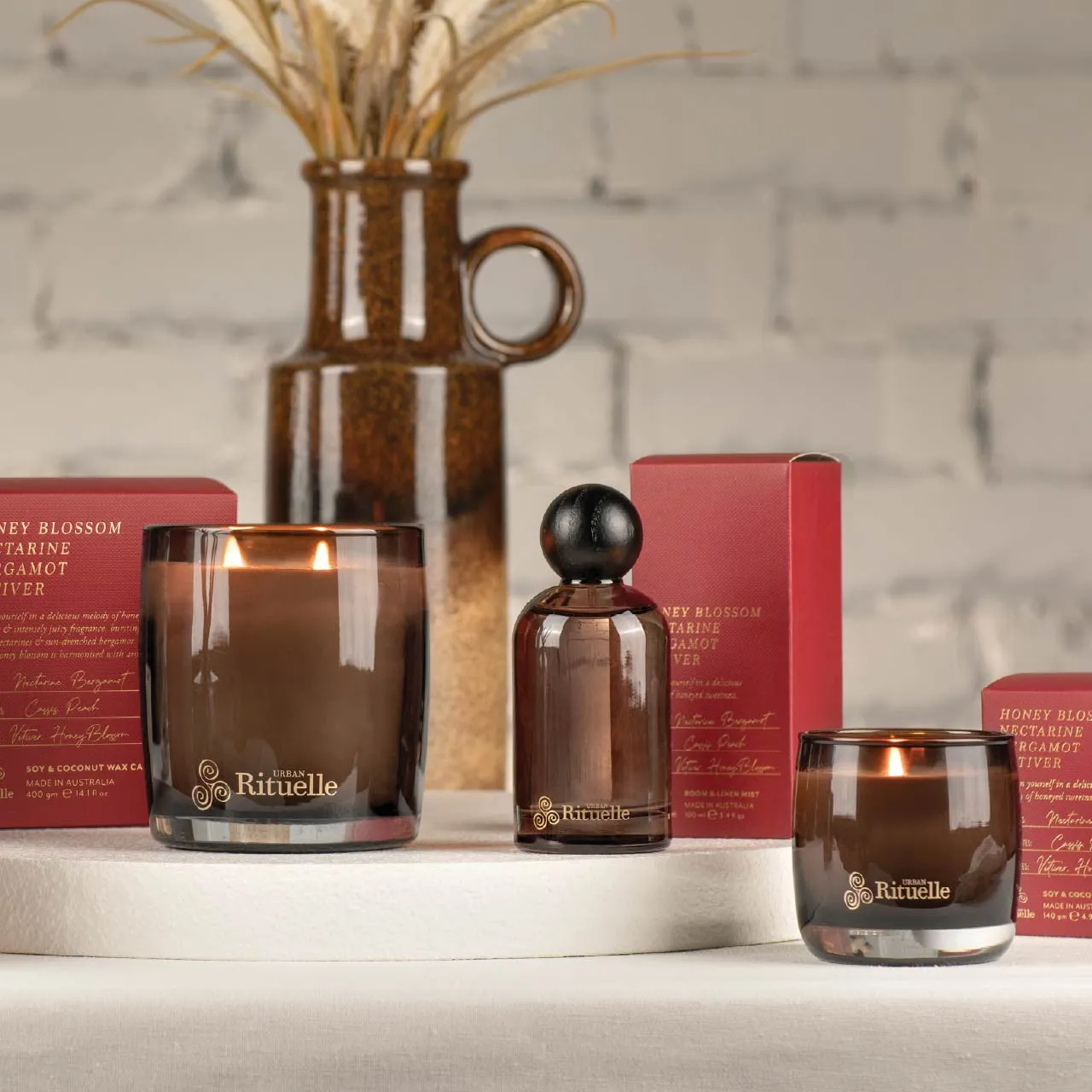 Honey Blossom, Nectarine, Bergamot & Vetiver Scented Soy Candle