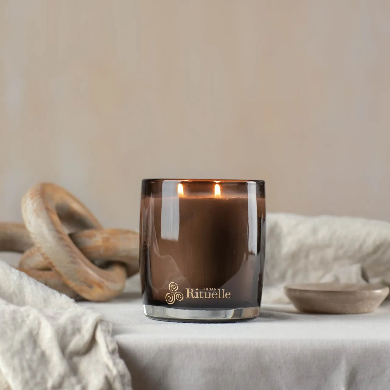 Honey Blossom, Nectarine, Bergamot & Vetiver Scented Soy Candle