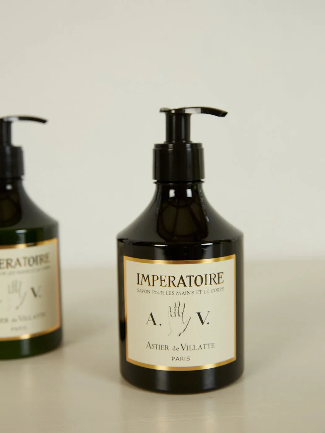 Impratoire Body & Hand Soap 350mL