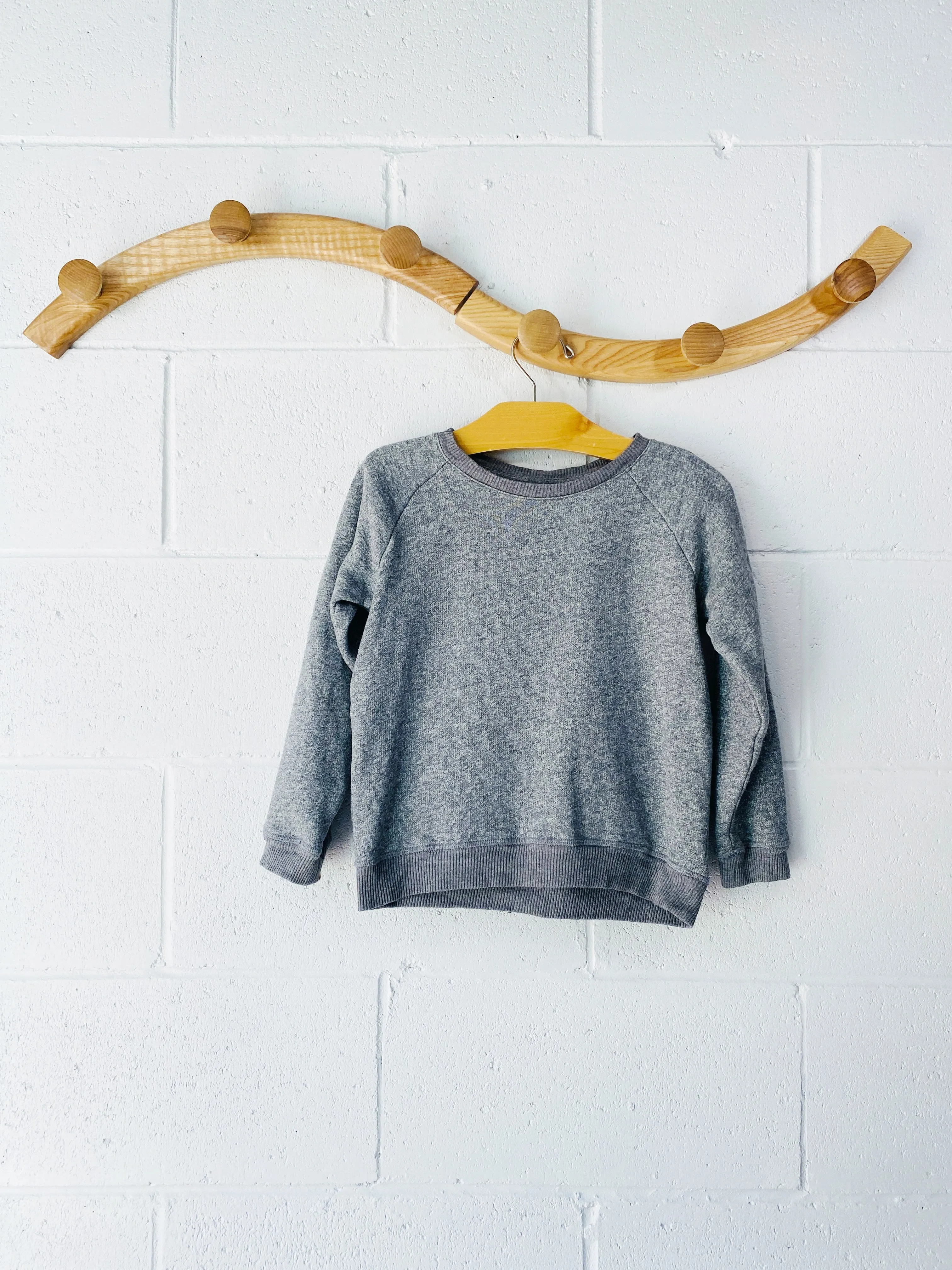 Louis   Louise Classic Grey Sweatshirt, 6 years